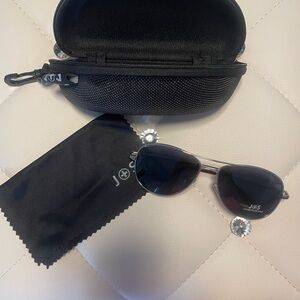 Black Aviator Sunglasses
